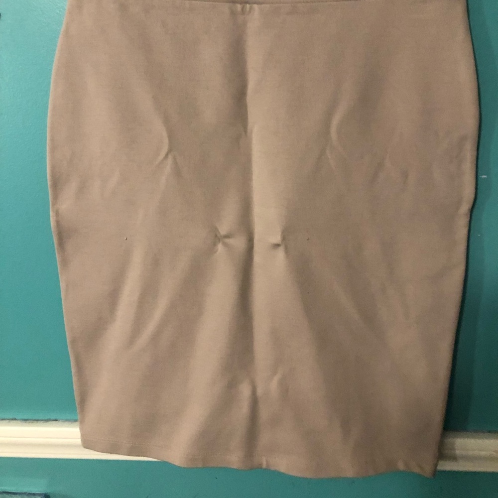 CHARLOTTE RUSSE PENCIL SKIRT